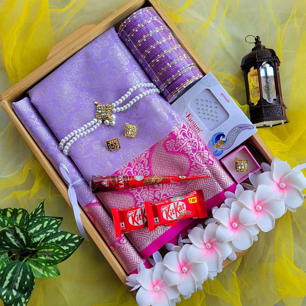 চমৎকার সাজে প্রিয়তমা